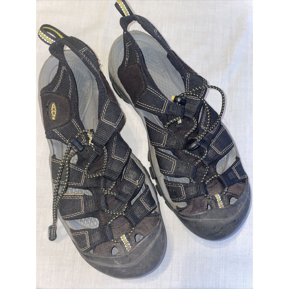 Keen River Sandals Men’s Size 10.5 Medium Black Fabric Waterproof Drawstring